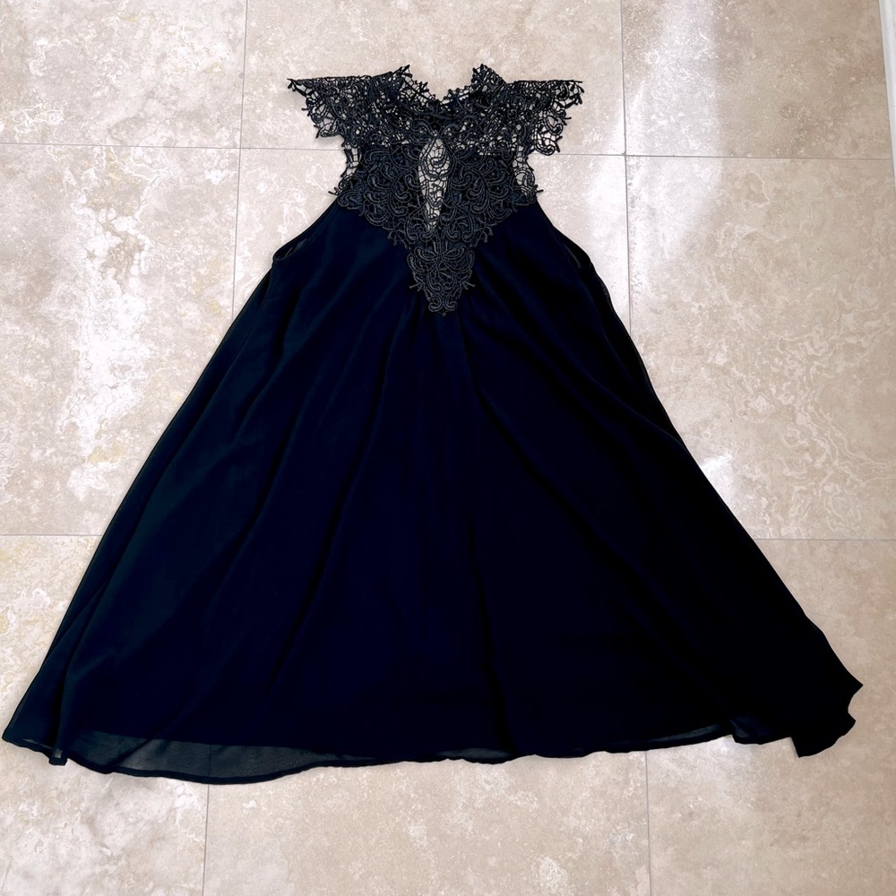 Perfect LBD!  Mini swing dress w gorgeous lace neckline by TFNC London Size XS